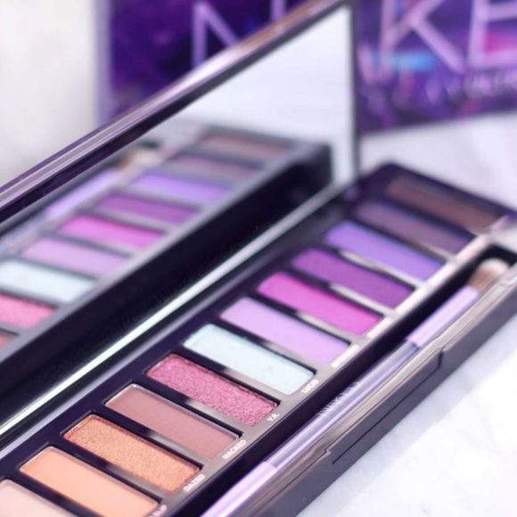 Urban Decay Naked Ultraviolet Eyeshadow Palette